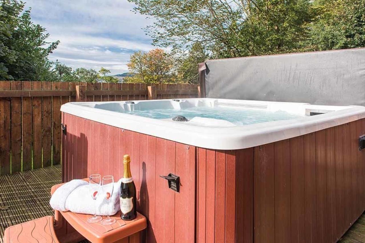 Vila The Granary With Hot Tub Near Perth Perthshire Forgandenny Exteriér fotografie